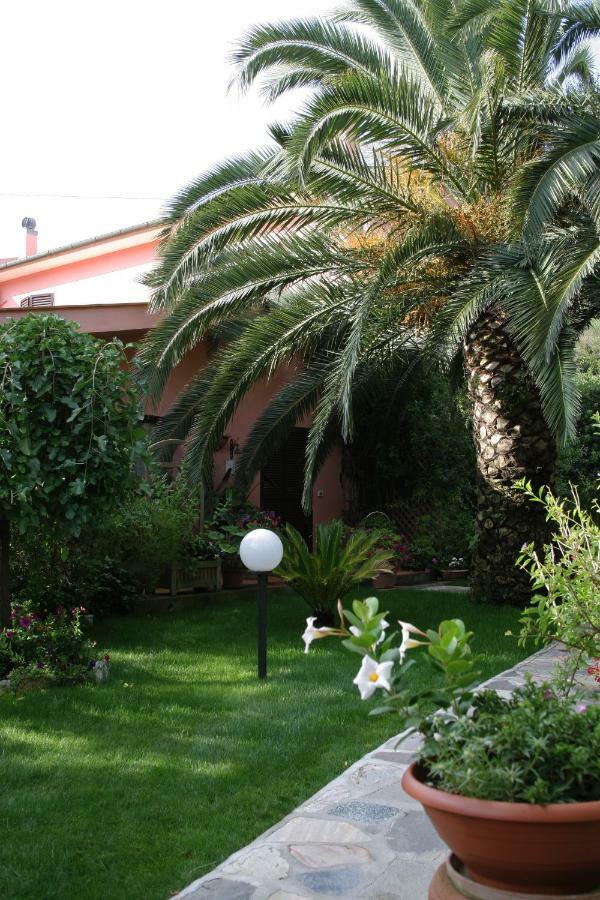 Elbaloves Appartaments Villa Capoliveri  Exterior foto